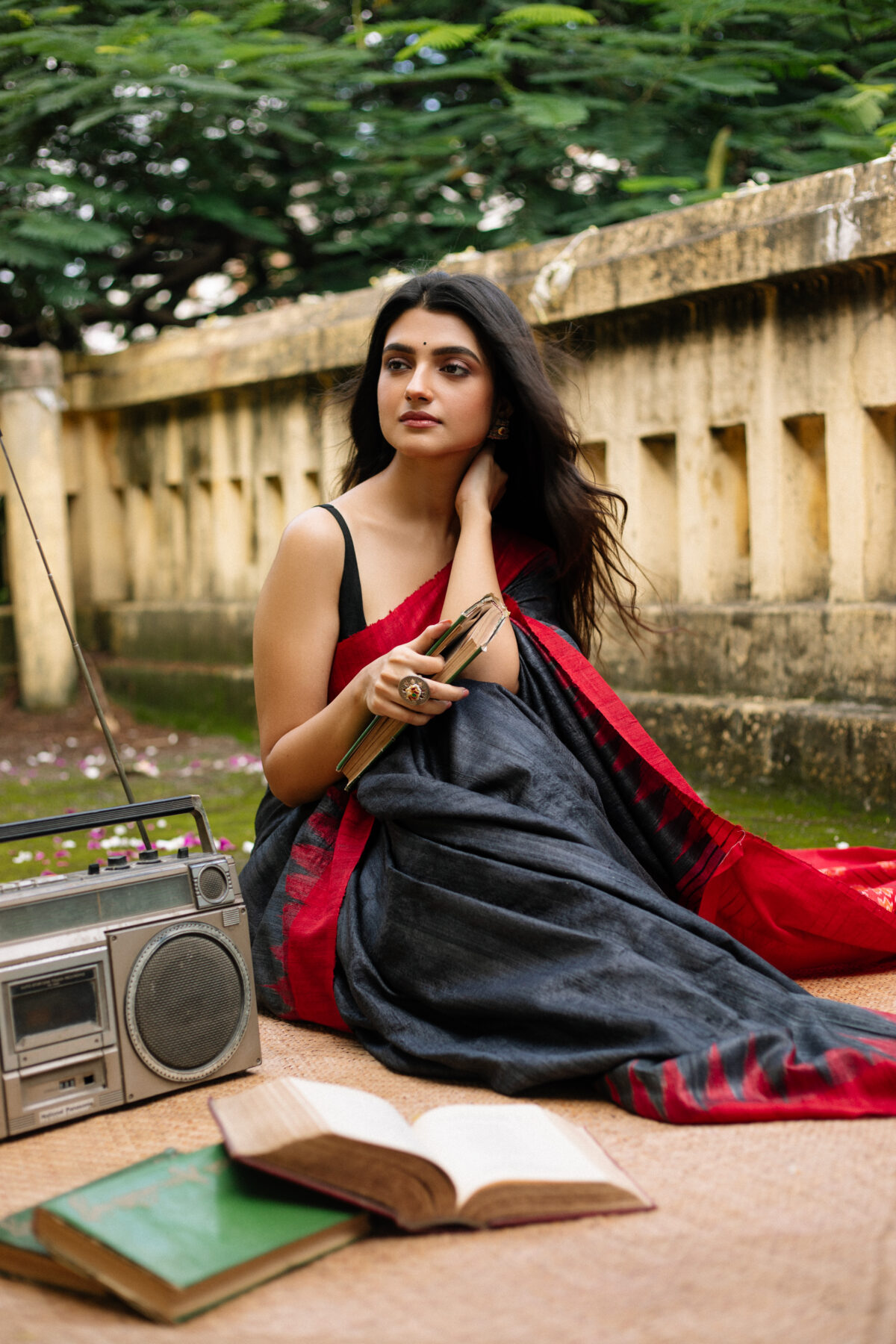 Pure Ghicha tussar Black Body with Crimson Red temple border with Sambalpuri Pallu